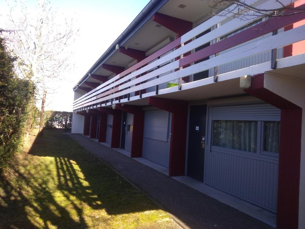 Kyriad Bordeaux - Merignac Aeroport Bagian luar foto