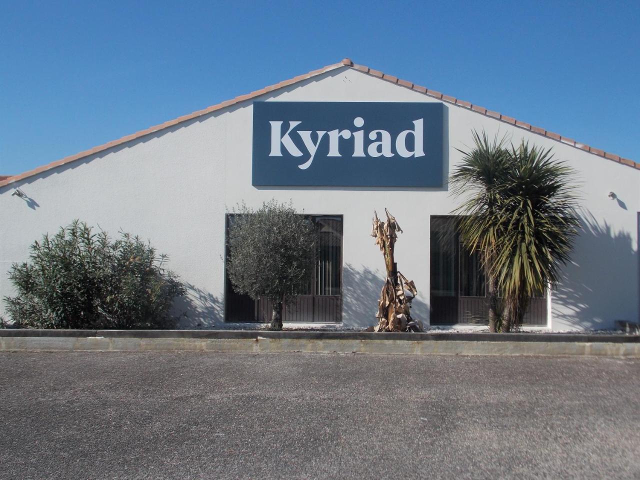 Kyriad Bordeaux - Merignac Aeroport Bagian luar foto